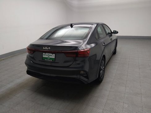 Used 2024 Kia Forte LXS image 9