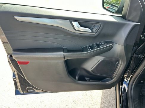 Used 2023 Ford Escape SE FWD image 16