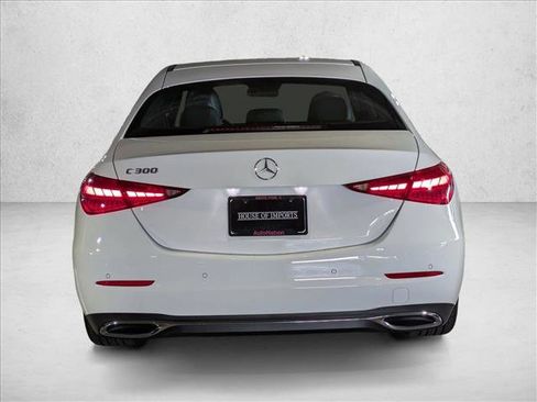 Used 2025 Mercedes-Benz C 300 Sedan image 8