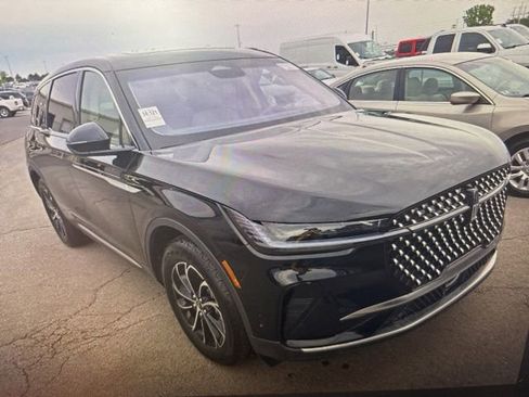 Used 2024 Lincoln Nautilus Premier w/ Equipment Group 102A AWD/4WD image 5
