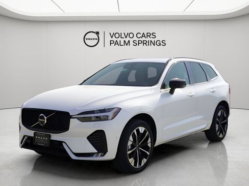 New 2026 Volvo XC60 B5 Plus w/ Climate Package PRO image 4