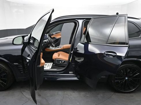 Used 2024 BMW X5 M60i AWD/4WD image 38