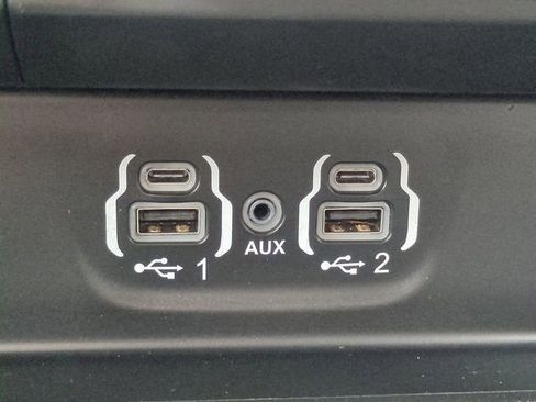 Used 2023 RAM 1500 Laramie image 22