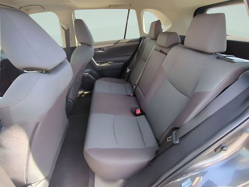 Used 2023 Toyota RAV4 XLE w/ Convenience Package FWD image 10