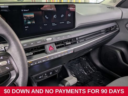 Used 2025 Kia K4 FWD image 15