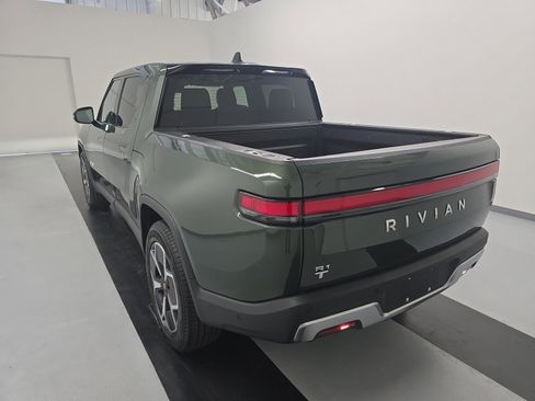 Used 2024 Rivian R1T Adventure AWD/4WD image 3