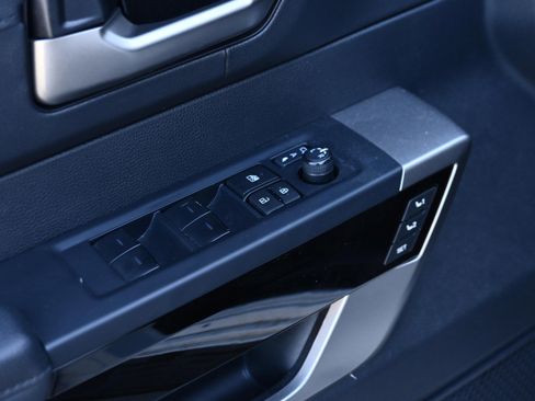 Used 2024 Toyota Tundra Limited image 29