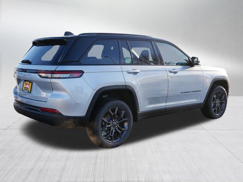 New 2025 Jeep Grand Cherokee Limited AWD/4WD image 7