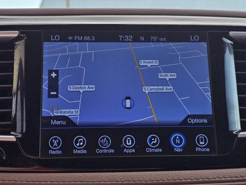 Used 2017 Chrysler Pacifica Limited FWD image 17