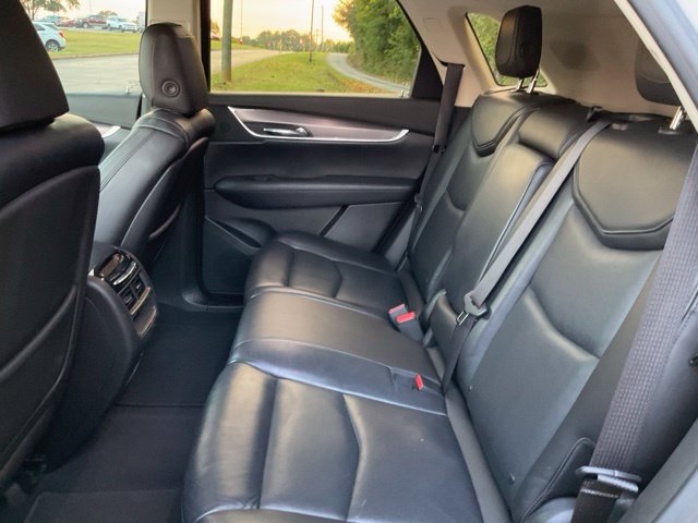 Used 2017 Cadillac XT5 Premium Luxury w/ Driver Assist Package AWD/4WD image 18