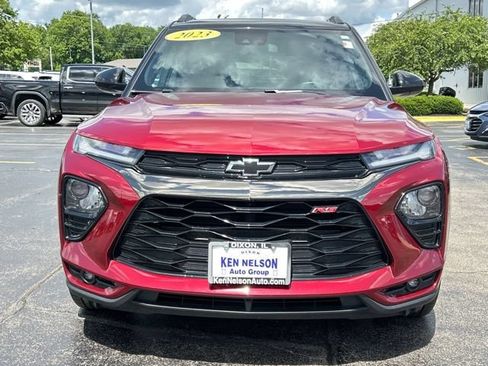 Used 2023 Chevrolet TrailBlazer RS FWD image 2