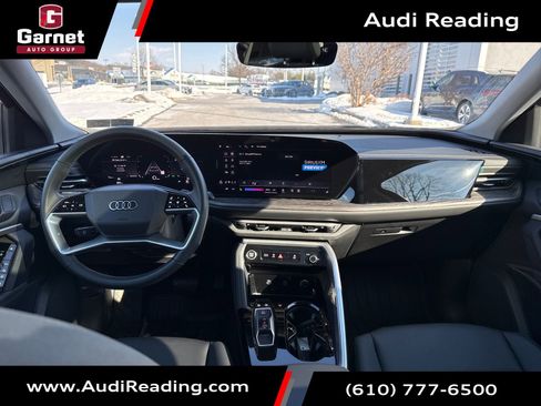 Used 2025 Audi Q5 2.0T Premium w/ Convenience Package image 12