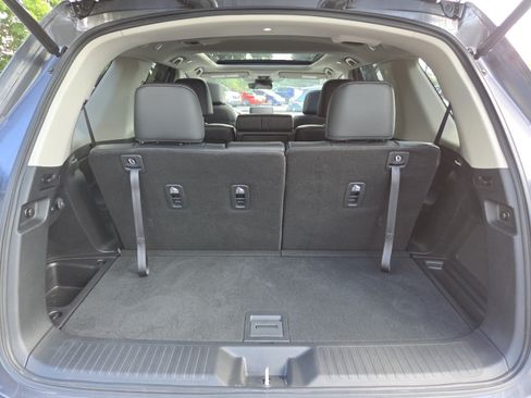 Certified 2024 Honda Pilot Touring image 27