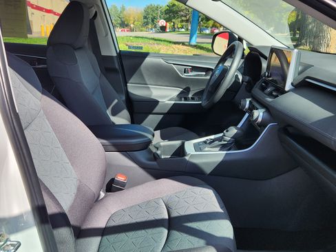 Certified 2025 Toyota RAV4 XLE image 15