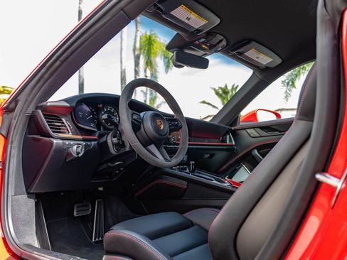 Used 2024 Porsche 911 Carrera 4 GTS image 18