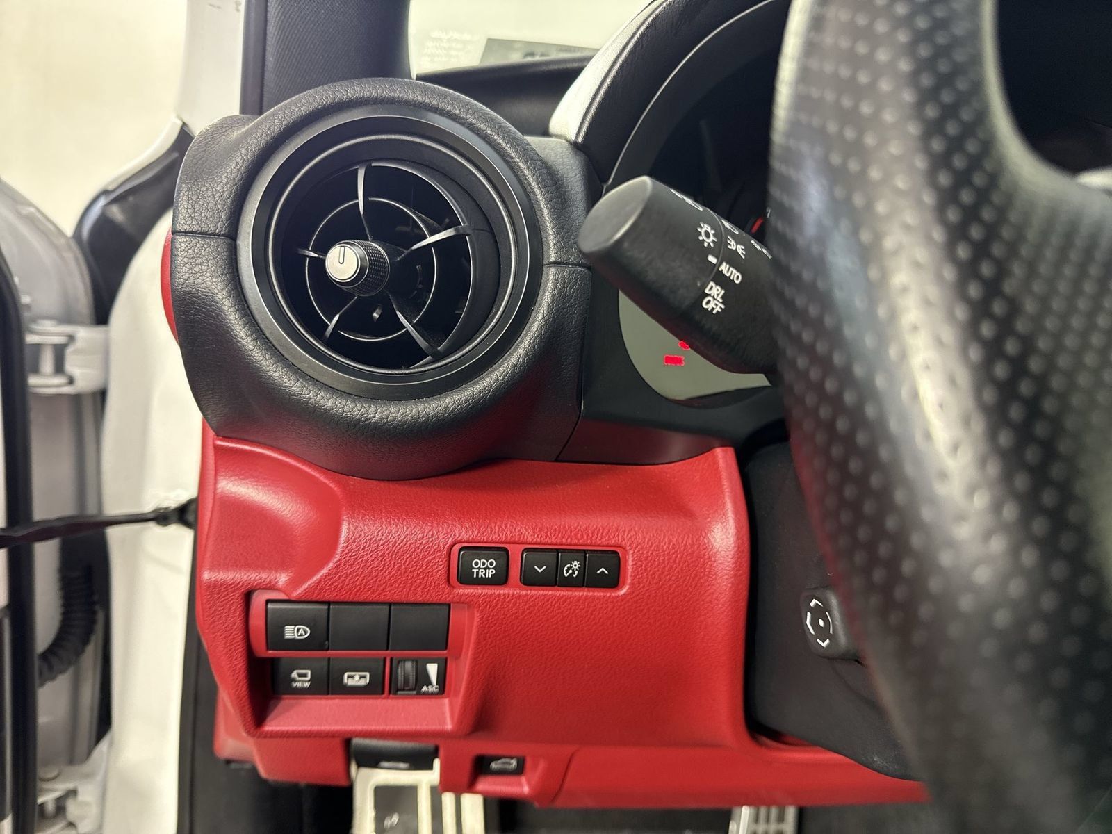 Used 2024 Lexus IS 500 RWD image 14