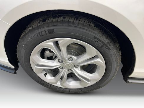 New 2026 Honda Accord LX image 10