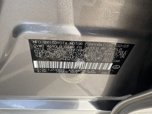 Used 2023 Lexus IS 300 w/ Premium Package image 46