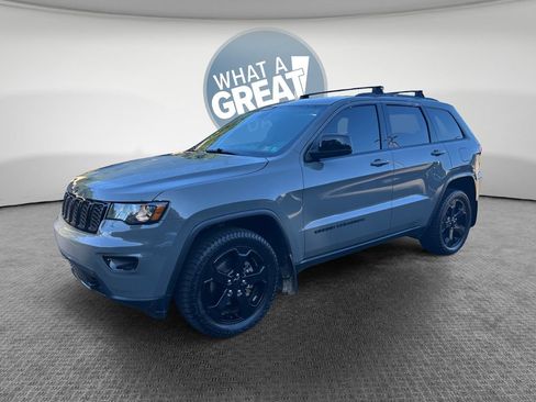 Certified 2020 Jeep Grand Cherokee Laredo AWD/4WD image 8