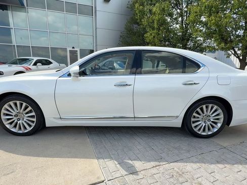 Used 2015 Lexus LS 460 AWD w/ Comfort Package image 5
