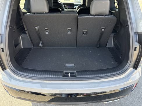 Used 2024 Kia Telluride EX X-Line image 5