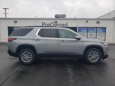 Used 2023 Chevrolet Traverse LT image 10