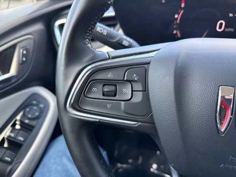 Used 2024 Buick Encore GX Sport Touring FWD image 18