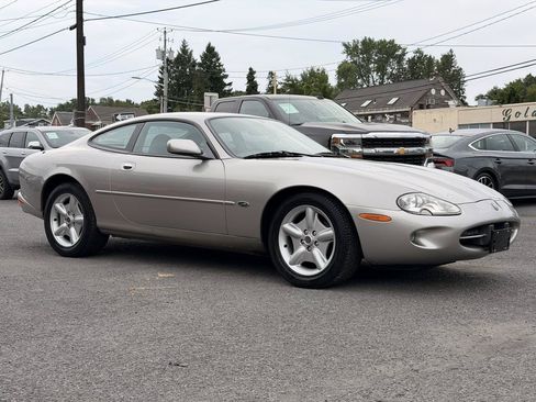 Used 1998 Jaguar XK8 Coupe RWD image 3