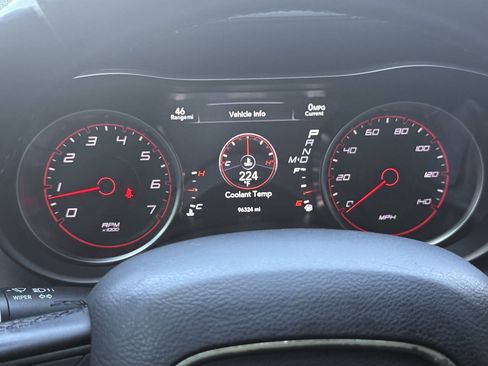 Used 2020 Dodge Charger SXT RWD image 21