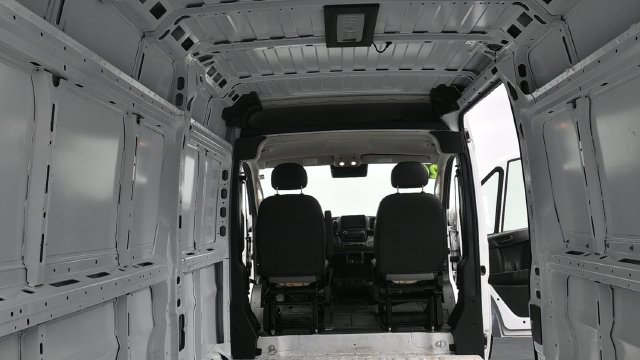 Used 2026 RAM ProMaster 2500 w/ Convenience Group FWD image 20