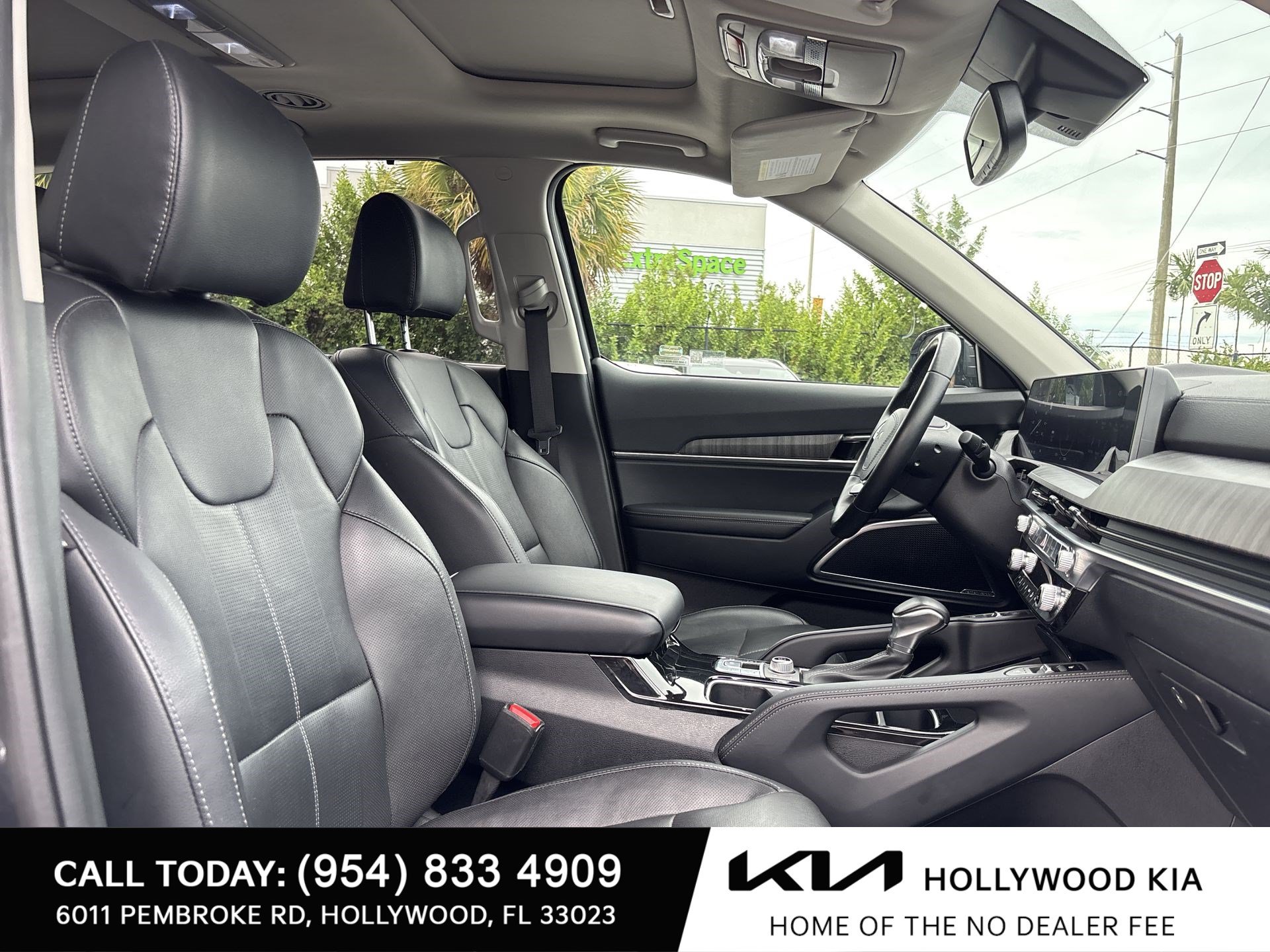 Certified 2024 Kia Telluride SX w/ Towing Package AWD/4WD image 23