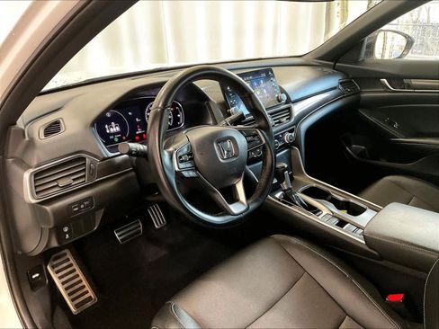 Used 2022 Honda Accord Sport image 8