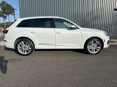 Used 2018 Audi Q7 3.0T Prestige image 8
