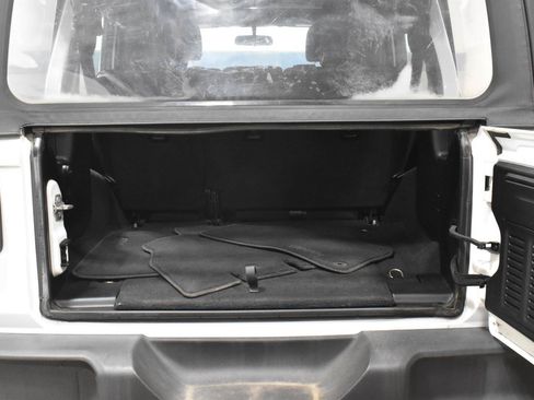 Used 2018 Jeep Wrangler Unlimited Sport AWD/4WD image 22