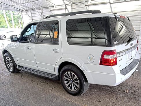Used 2016 Ford Expedition XLT RWD image 5