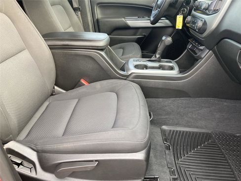 Used 2021 Chevrolet Colorado LT w/ LT Convenience Package image 28