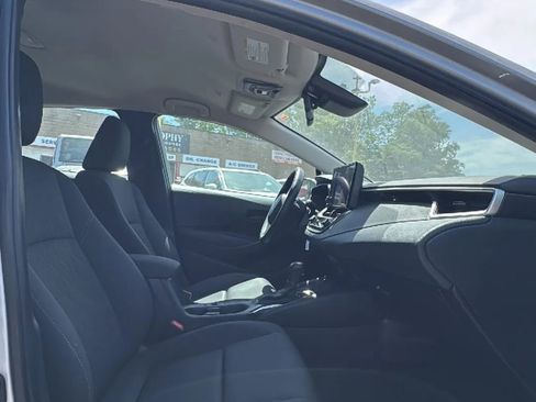 Used 2023 Toyota Corolla LE FWD image 25