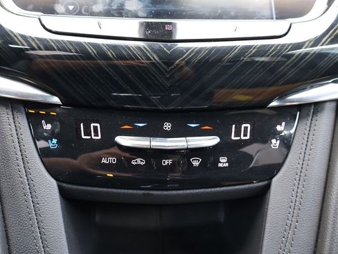 Used 2020 Cadillac XT6 Premium Luxury AWD/4WD image 49