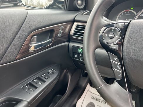 Used 2016 Honda Accord EX-L image 18