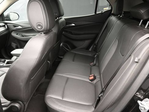 Used 2024 Buick Encore GX Sport Touring AWD/4WD image 13