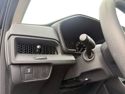 Used 2025 Honda CR-V EX image 13