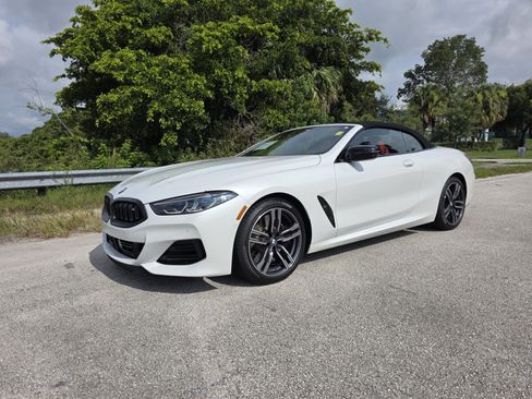 Used 2025 BMW M850i xDrive Convertible AWD/4WD image 27