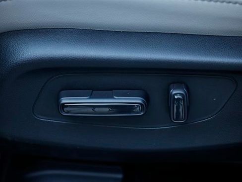 New 2026 Honda HR-V EX-L image 22