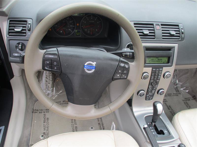 Used 2009 Volvo C70 T5 FWD image 15