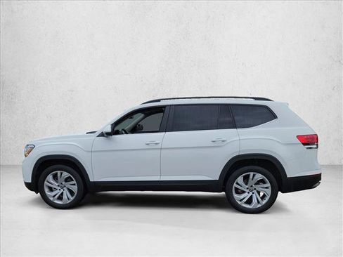 Used 2023 Volkswagen Atlas SE w/ Panoramic Sunroof Package FWD image 8