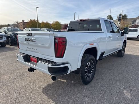 New 2026 GMC Sierra 3500 Denali Ultimate image 5