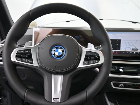 New 2026 BMW X5 xDrive50e w/ M Sport Package image 12