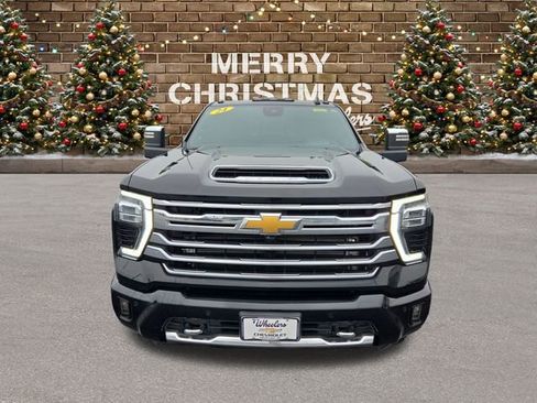 Used 2024 Chevrolet Silverado 3500 High Country w/ High Country Premium Package image 9