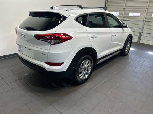 Used 2018 Hyundai Tucson SEL image 3
