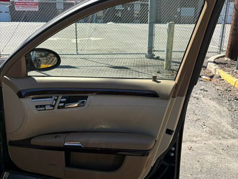 Used 2007 Mercedes-Benz S 600 image 22
